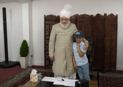 New convert's mulakaat with Huzoor (may Allah be His helper) in 2019