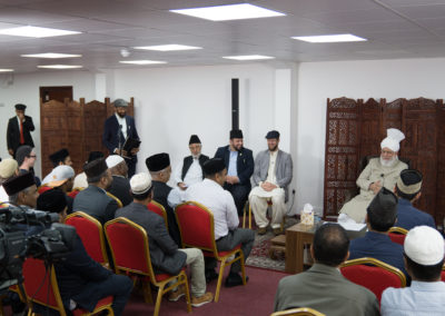New convert's mulakaat with Huzoor (may Allah be His helper) in 2019